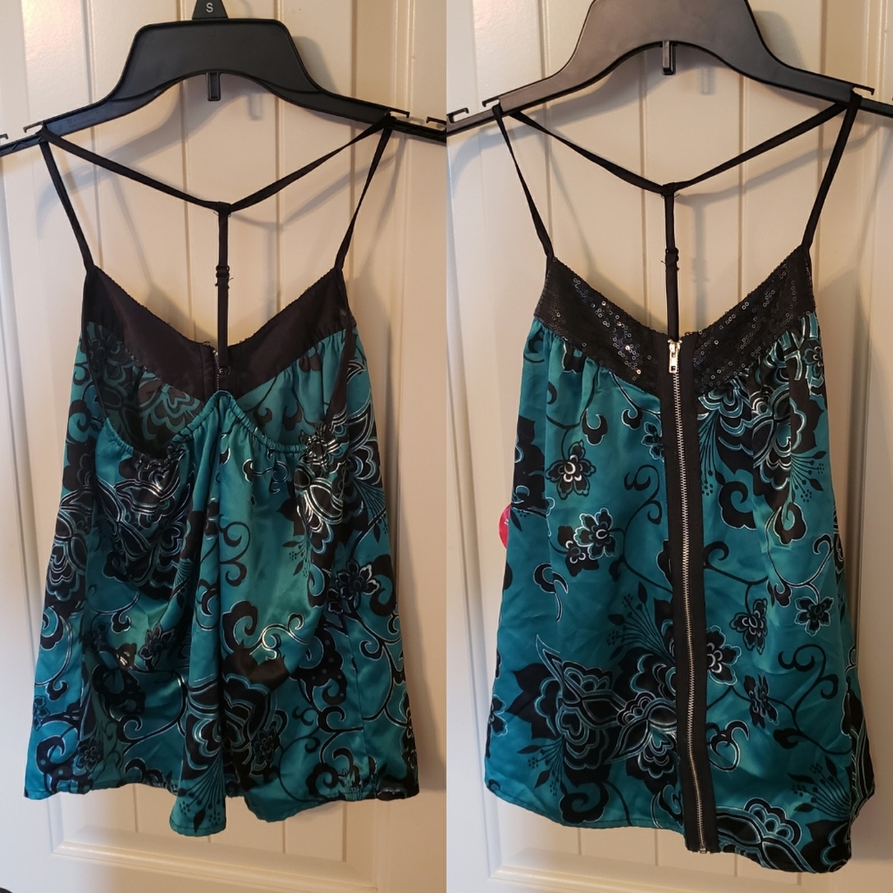 Women's Top